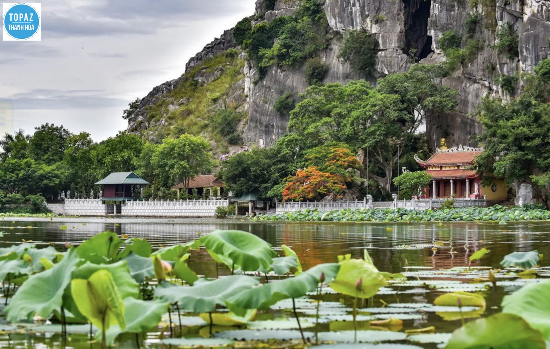 Hình ảnh chùa Linh Ứng uy nghiêm, tráng lệ 