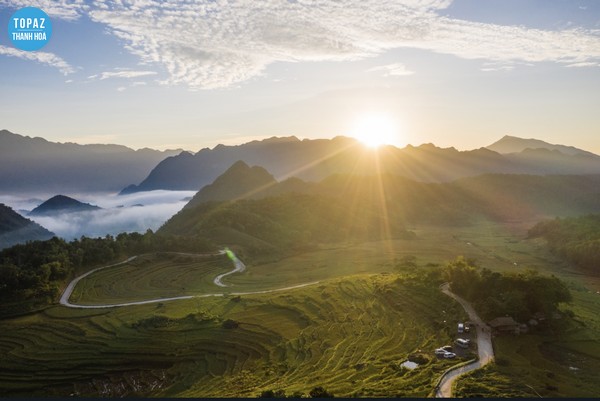 Hình ảnh hoang sơ, thơ mộng của Pù Luông mùa lúa chín