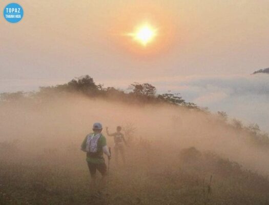 Hình ảnh trekking đỉnh Pù Luông